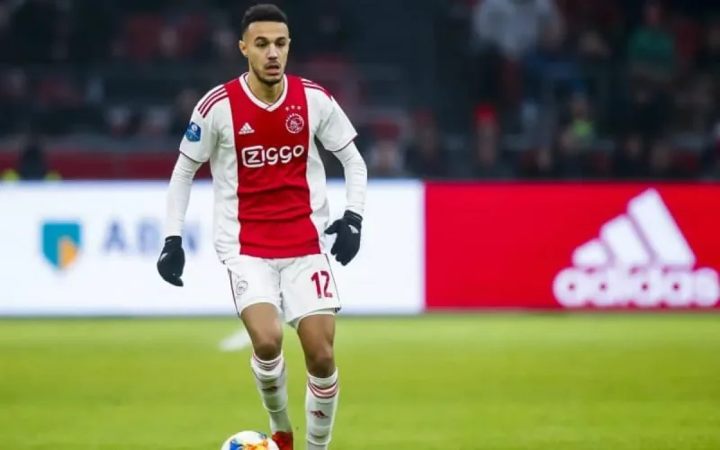 Ajax : Noussair Mazraoui retrouve son meilleur niveau (Vidéo)