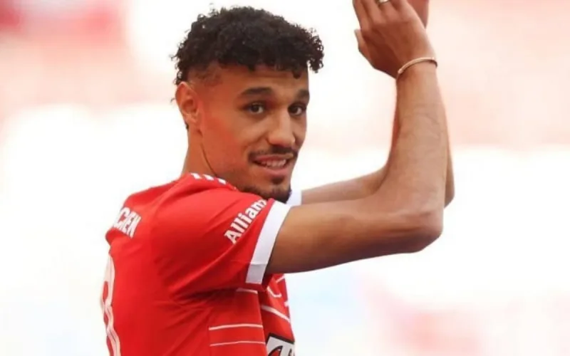 Noussair Mazraoui va-t-il prendre la place de Benjamin Pavard ?