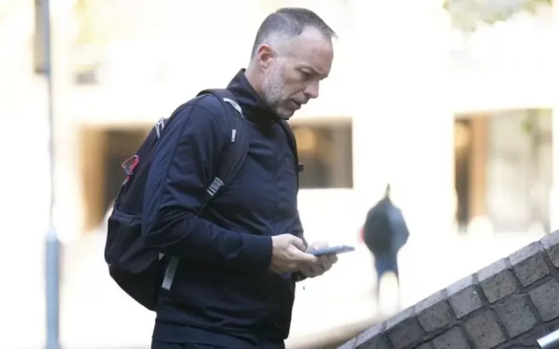 Un officier de la police anglais corrompu avec un voyage au Maroc