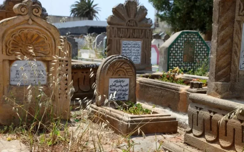 Un officier marocain bloque l'inhumation d'un MRE à M'diq