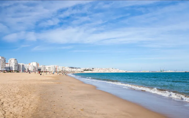 Le Maroc serre la vis aux parkings des plages
