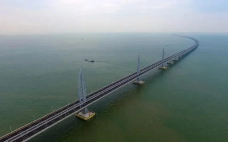 Maroc-Espagne : et pourquoi pas un pont ? 