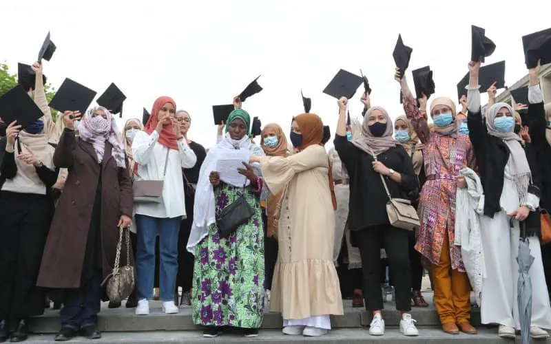 Port du voile en Belgique : regards croisés sur la neutralité et la laïcité