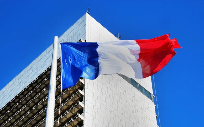 Passeport talent, OQTF et trois ans d'interdiction pour 300 euros : ce Marocain fait tout annuler