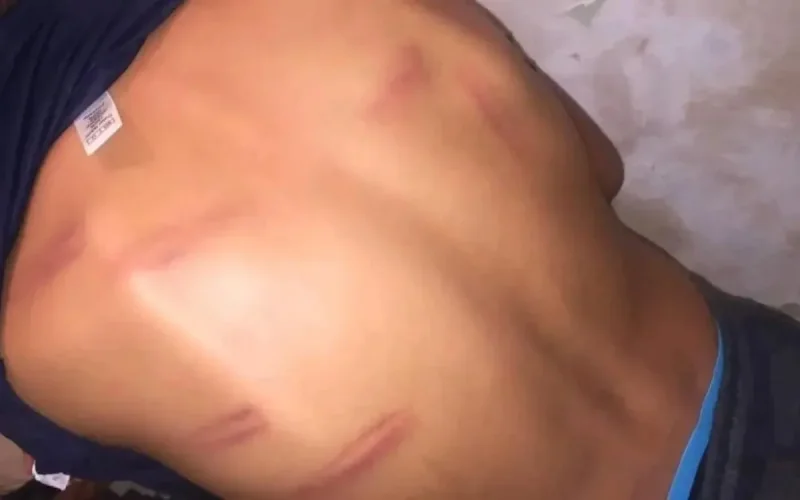 Maroc : un professeur agresse violemment un élève