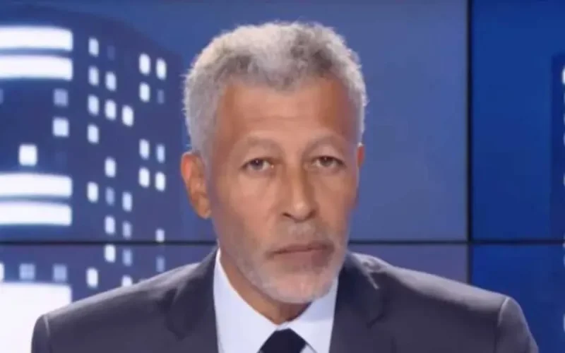 En larmes, Rachid M'Barki parle d'un « lynchage médiatique »