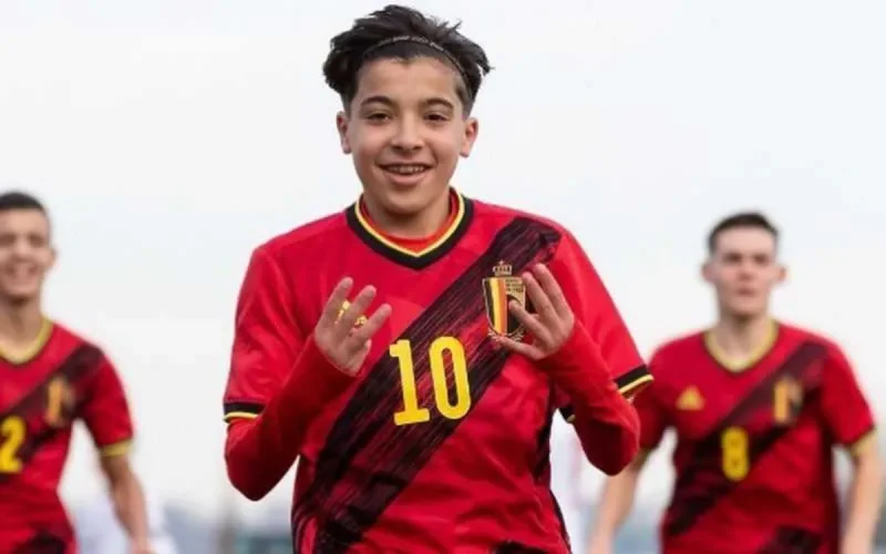  Rayane Bounida peine à s'imposer à l'Ajax