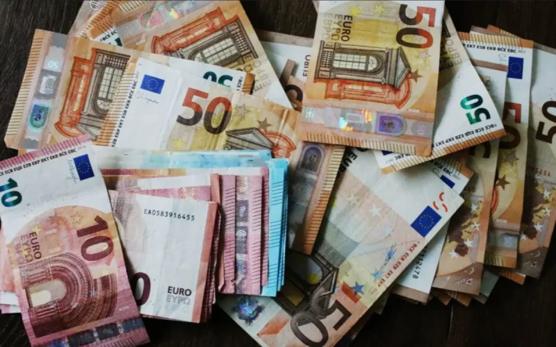 Drogue du Maroc, argent à Dubaï : un réseau démantelé en région parisienne