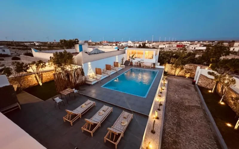 Vacances au Maroc : leur hôtel réservé n'existait plus