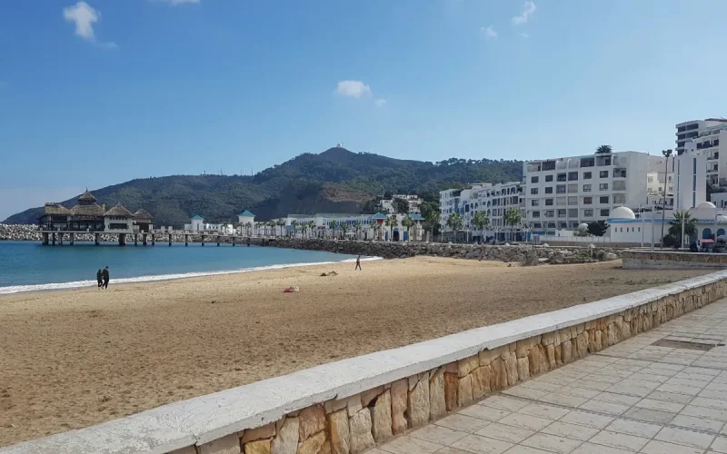 Avec leur petite retraite, ces Européens vivent mieux au Maroc