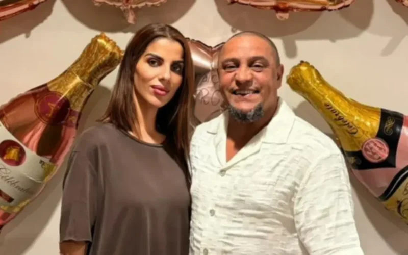 Les images du mariage de Roberto Carlos avec une femme d'affaires d'origine marocaine deviennent virales