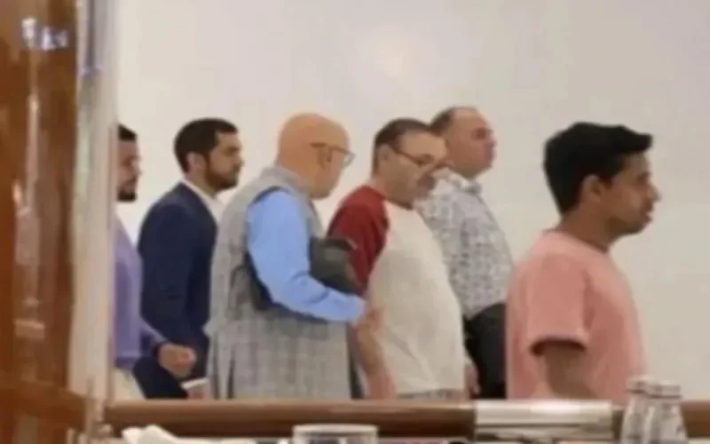 Le roi Mohammed VI aperçu au Dubaï Mall (photo)