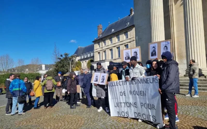 En France, on constate une "maltraitance administrative" des étrangers