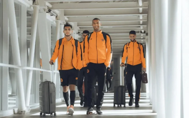 La CAF intervient : pression sur l'Algérie pour les maillots de Berkane