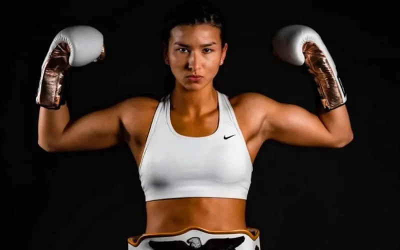 Sarah Moussadak perd de justesse face à Tiffany Van Soest