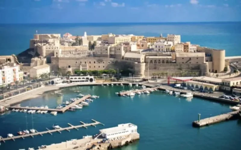 Vox exige la reconnaissance par le Maroc de l'« espagnolité » de Sebta et Melilla