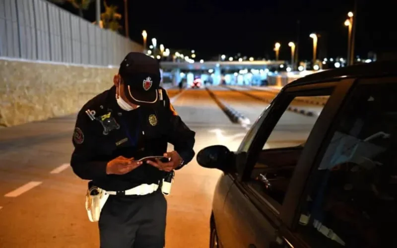 Tamponner les passeports à Sebta et Melilla, une forme de « colonisation »