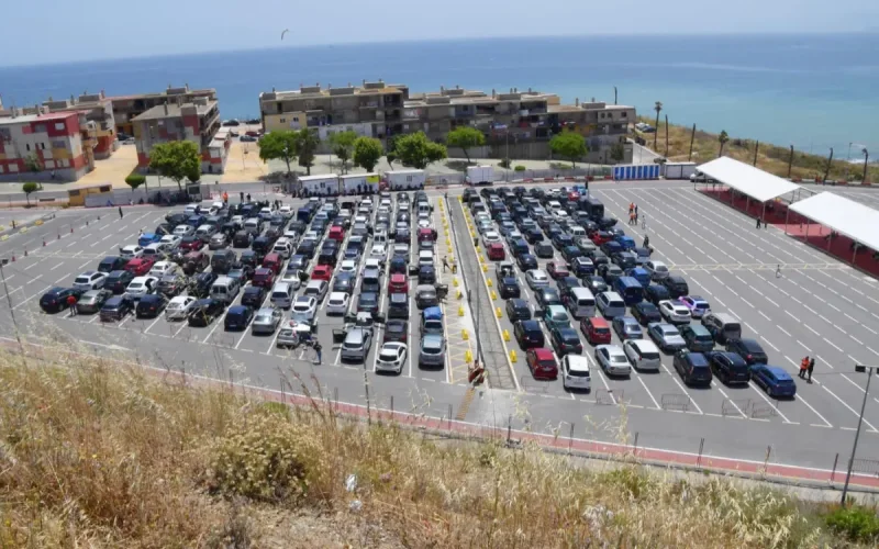 À l'approche de l'Aïd al-Adha, le passage entre Ceuta et le Maroc vire au cauchemar