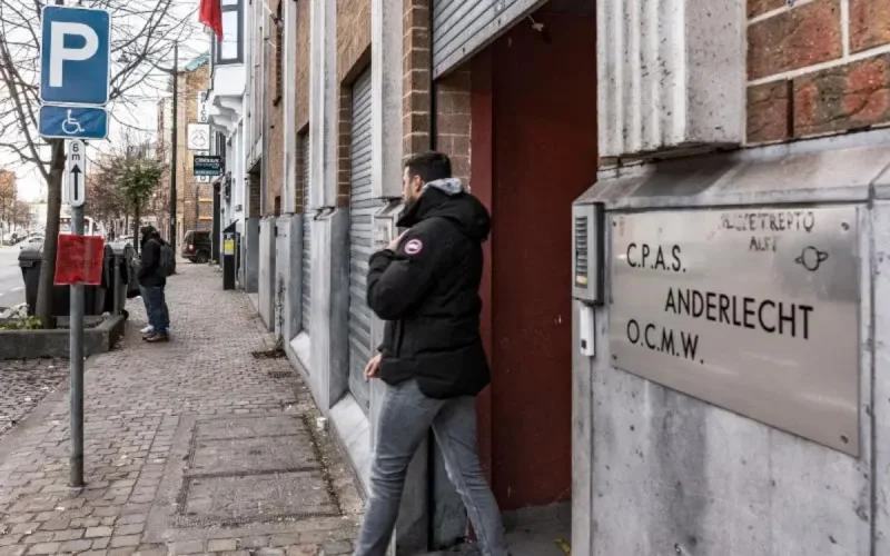 Belgique : « Au-delà d'un mois, les aides sont suspendues normalement »