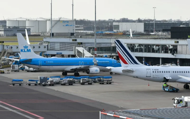 Une taxe record menace les voyageurs vers le Maroc et l'Europe