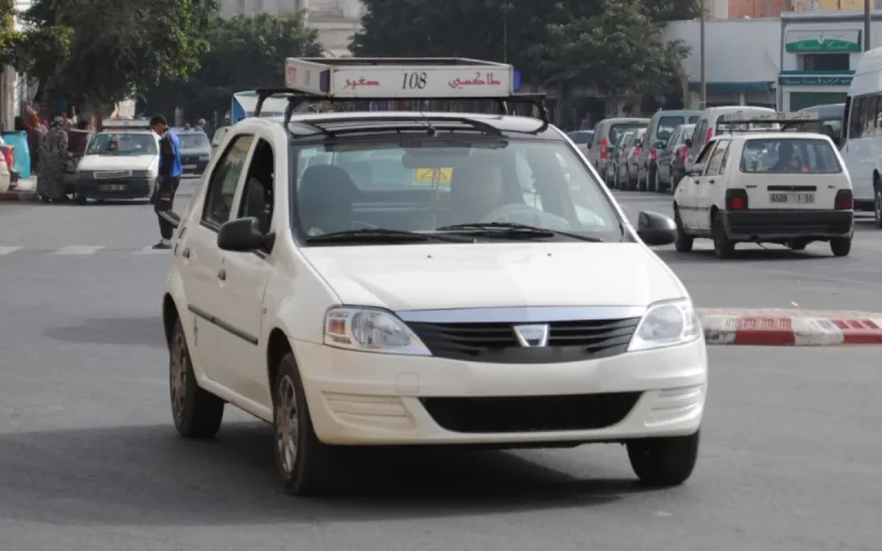 Maroc : Un MRE oublie 6 500 euros dans un taxi, le chauffeur les garde et se fait arrêter