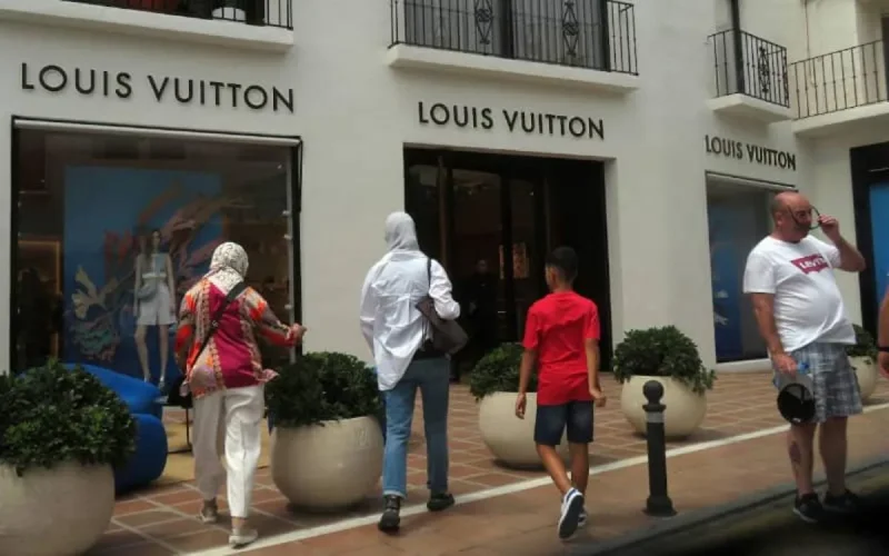 Marbella : les touristes marocains moins dépensiers cet été