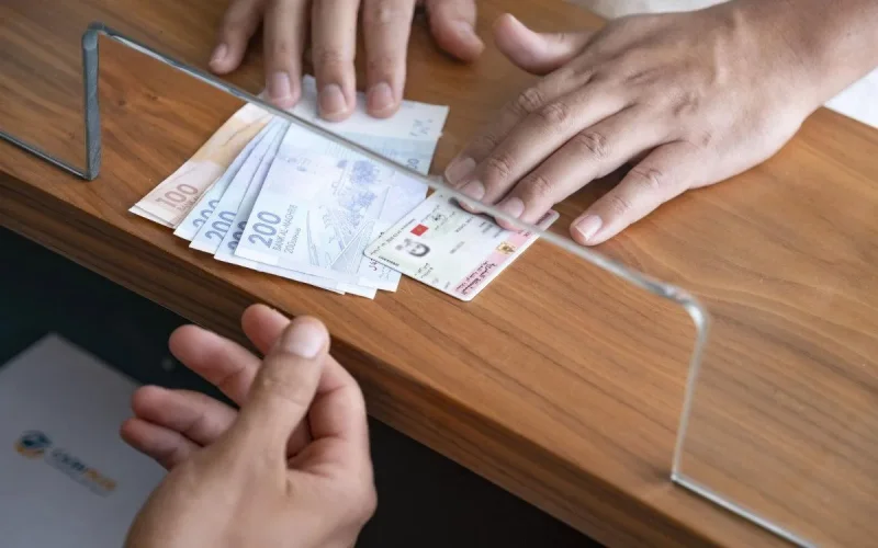 90 millions de dirhams transférés illégalement à l'étranger : un vaste réseau démantelé entre Casablanca, Paris et Bruxelles