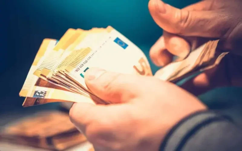 122 milliards des MRE et 138 milliards du tourisme : le double exploit du Maroc en 2025