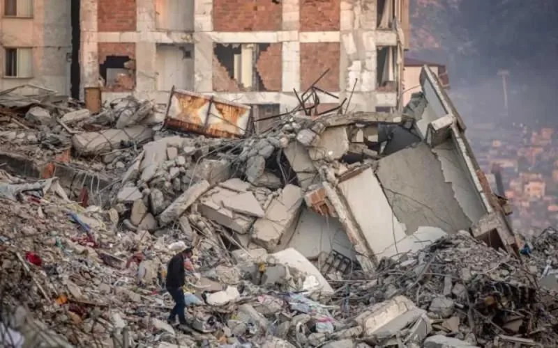 Le bilan s'alourdit : 13 Marocains décédés dans le séisme en Turquie