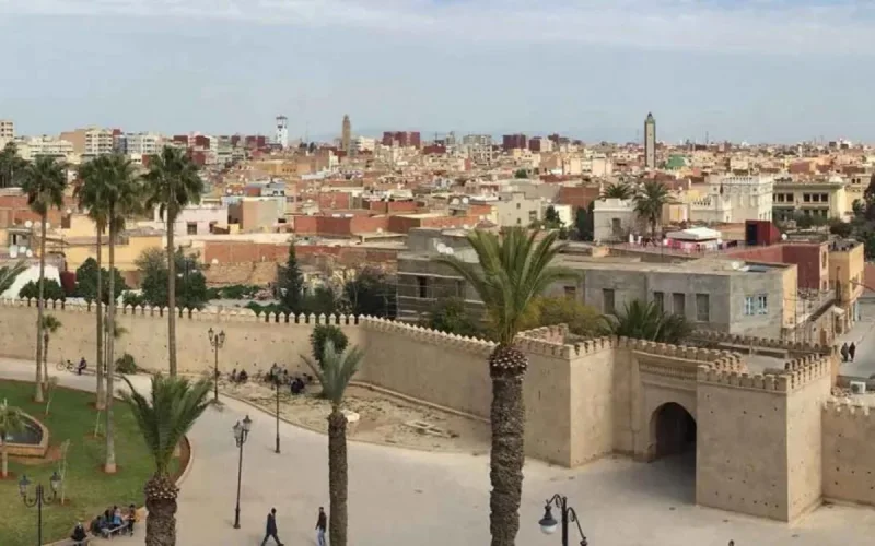 Oujda impose une couleur, et ça ne plaît pas à tout le monde