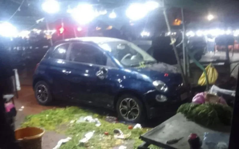 Marrakech : Panique sur la place Jemaa El Fna, une voiture fait des blessés