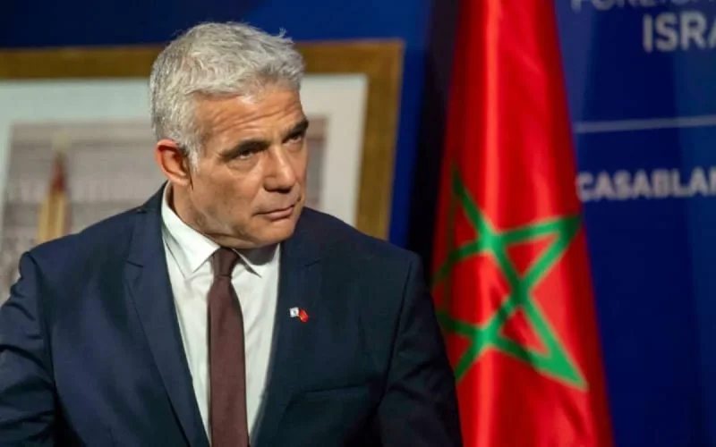 Yaïr Lapid critiqué en Israël pour sa visite au Maroc