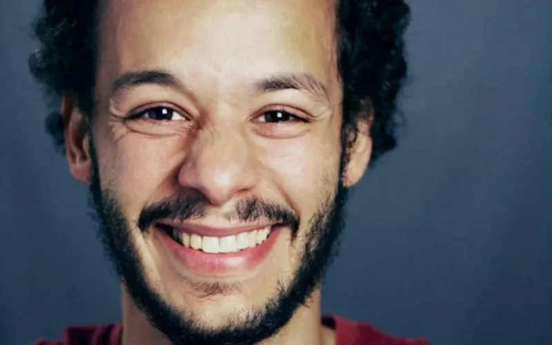 Un Marocain dans la série « A Town Called Malice »