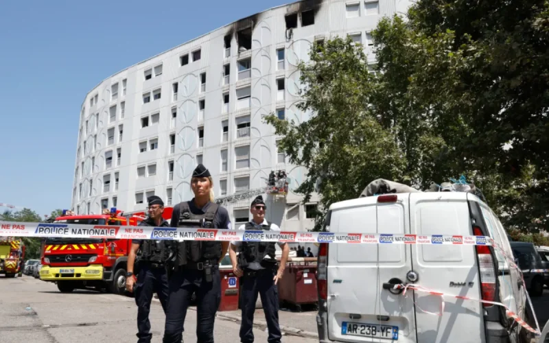 En prison, Yassine aurait organisé à distance un incendie qui a tué sept personnes