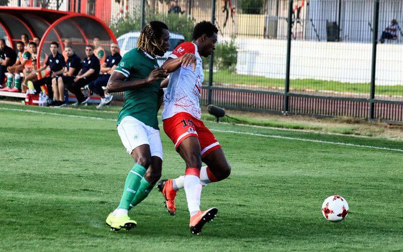 Maroc : plusieurs clubs de football sanctionnés