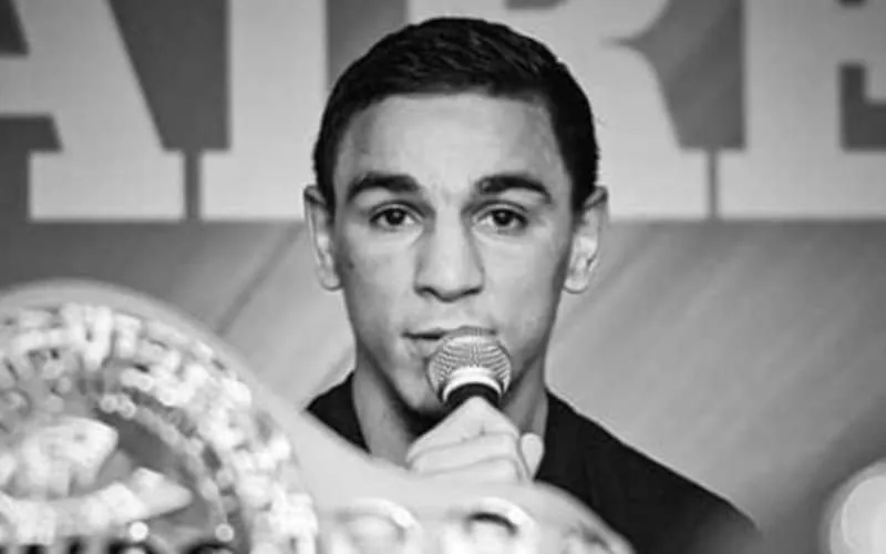 Le boxeur Nordine Oubaali lance un SOS à Emmanuel Macron