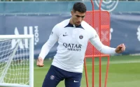 Le PSG veut se séparer d'Achraf Hakimi, Chelsea se positionne
