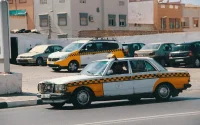 Une touriste allemande extorquée par des chauffeurs de taxi à Agadir