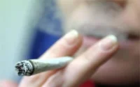 Drogue : l'enfer des paradis artificiels