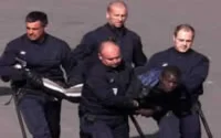 Un vol pour Casablanca retardé par des passagers opposés à l'expulsion de sans-papiers
