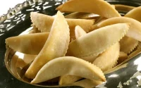 Cornes de gazelles en duo d'amandes et de noisettes