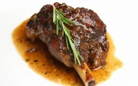 Agneau rôti à la provençale
