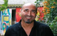 Hamadi : "On porte un ailleurs en soi"