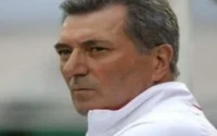 Roger Lemerre cherche à souder sa défense