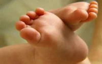 Filles-mères : une injustice sociale