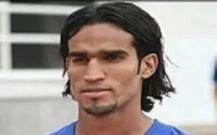 Hicham Mahdoufi signe au Raja de Casablanca