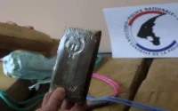 Cinq personnes arrêtées en possession de 950 kg de canabis