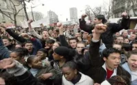 L'immigration rapporte 12,4 milliards d'euros par an à la France