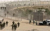Des subsahariens prennent d'assaut le poste frontière de Sebta