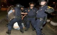 Les contrôles au faciès en Espagne, condamnés par Amnesty International